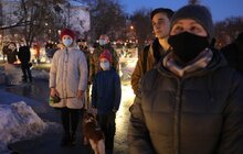 Фото 17: У Львові в пам’ять про Небесну Сотню у небо запустили світлові промені