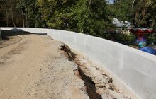 Фото 23: У Парку культури і відпочинку активно ремонтують вхідну арку та стадіон «Юність»