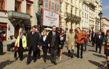 Фото 3: Парламентський державний секретар Федерального міністерства економічного співробітництва та розвитку ФРН у Львові