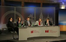 Фото 4: Публічні дебати