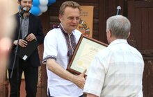 Фото 6: 38 працівників ЛКП «Львівелектротранс», які працюють більше 45 років, з нагоди 123-річчя запуску львівського трамвая, отримали подяки та премії