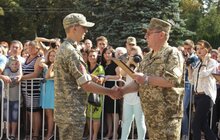 Фото 19: Урочистий ритуал складання Військової присяги студентами цивільних вищих навчальних закладів, які навчалися за програмою підготовки офіцерів запасу 