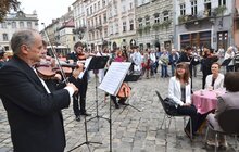 Фото 2: «Віртуози» подарували львів’янам «Ранок Незалежності»