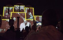 Фото 2: На фасаді Храму Різдва Пресвятої Богородиці у Львові під час відеомапінгу показали обличчя осіб, які творили Незалежність України