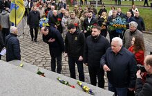 Фото 2: У Львові вшанували 26-ту річницю загибелі В’ячеслава Чорновола