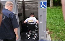 Фото 9: Спортивний та дитячий майданчики, інклюзивні доріжки та освітлення: як виглядає Замарстинівський парк після оновлення (відео)