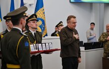 Фото 4: У День Соборності у Львові 28 захисників посмертно нагородили «Почесним знаком Святого Юрія» (фото)