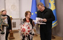 Фото 9: 20 років відданості своїй справі: організатори фестивалю «Спалах різдвяної звізди» отримали нагороди від міського голови Львова