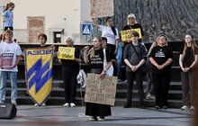 Фото 11: У Львові вшанували памʼять жертв теракту в Оленівці