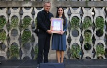Фото 1: Андрій Садовий вручив відзнаки до Дня міста людям, які творять Львів у час війни