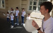 Фото 11: У центрі Львова відкрили фотовиставку про прийомні сім’ї та тих, хто дарує дітям любов