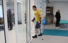 Фото 7: Перший в історії України пацієнт із вживленим у кістку протезом – ходить (фото, відео)