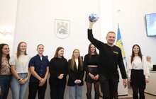 Фото 2: Львівські регбістки-чемпіонки України отримали відзнаку від міста