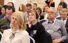 Фото 4: Учасники конференції «Угода мерів» у Львові оплесками подякували Президенту за те, що він не підписав закон 5655
