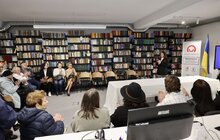 Фото 12: Фотостудія, майстерня для шиття і велика тематична книгозбірня: у Львові відкрилась ProFashion бібліотека