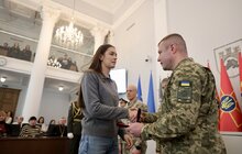 Фото 7: У Львові 35 захисників посмертно нагородили «Почесним знаком Святого Юрія»