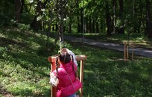 Фото 2: Алея пам'яті Героїв: у львівському парку родичі загиблих військових висадили дерева пам'яті
