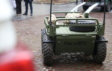 Фото 5: Старлінки, наземний дрон та авто передали військовим від громади Львова