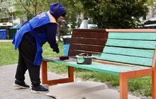 Фото 8: Фарбування, ремонт і прибирання: до середини травня у Львові оновлять майже 1 тис. ігрових майданчиків (відео)