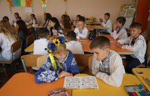 Фото 6: У Львові перший урок у школі провів військовослужбовець, що втратив ногу на війні (відео)