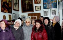 Фото 4: Львів’яни похилого віку побували на екскурсії в «Шевченківській кімнаті»