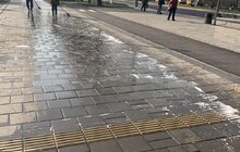 Фото 58: Комунальні служби дезінфікують місто: миють вулиці, тротуари, зупинки транспорту, сходові клітки будинків