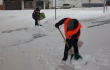 Фото 6: Зранку працювало 93 одиниці снігоочисної техніки