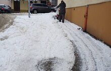 Фото 26: Комунальна техніка і двірники працюють на вулицях міста