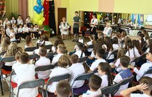 Фото 14: Перший урок у школах Львова проводили ветерани, волонтери та громадські активісти (відео)