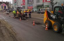 Фото 1: У Львові триває ремонт аварійних ям: за півтора місяці ліквідовано ямковість на дорогах площею 8873,5 м²
