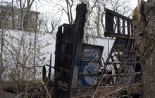 Фото 1: На вул. Куліша, біля ТЦ «Forum Lviv», демонтують кіоск