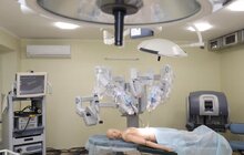 Фото 1: Відтепер у лікарні швидкої допомоги Львова є робот-хірург daVinci