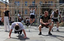 Фото 1: У Львові представники Сил оборони встановили рекорд України