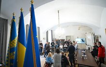 Фото 13: До мерії Львова завітали фіналісти Всеукраїнського турніру з баскетболу на кріслах колісних «Кубок Титанів — 2026»