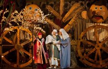 Фото 4: Львів`ян запрошують сьогодні в дворик Ратуші на театралізовану виставу