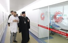 Фото 4: Митрополит Епіфаній відвідав поранених українців у лікарні святого Пантелеймона у Львові