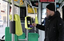 Фото 9: Від сьогодні власники пільгових транспортних карток можуть валідувати проїзд у громадському транспорті