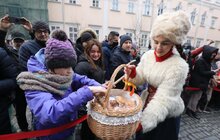 Фото 14: У Львові встановили головного Дідуха міста