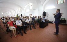 Фото 7: В Ужгороді делегати зі Львова презентували найуспішніші практики розвитку міста