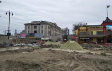 Фото 12: Реконструкція пл. Двірцевої: роботи з прокладання головного водогону завершили