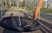Фото 5: Ще два майданчики оновили в парку Виговського