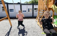 Фото 6: Відкриття третього модульного містечка для переселенців — у світлинах