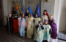 Фото 6: У Львові встановили чотирьохметрового різдвяного дідуха