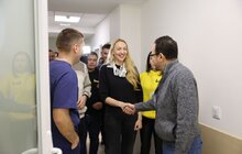 Фото 15: 2,5 мільйони для НЕЗЛАМНИХ: Оля Полякова разом із захисником з Азовсталі Михайлом Діановим приїхали до Львова