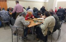Фото 2: У Львові влаштували другий масштабний захід з надання безпритульним санітарно-гігієнічних та інших послуг