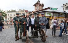 Фото 20: Андрій Садовий у Чорткові зустрівся з мером та взяв участь у відкритті реконструкції бою «Чортківська офензива»