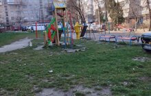 Фото 7: На території Львова проводять миття і дезінфекцію дитячих майданчиків