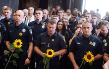 Фото 6: Молитва та соняхи: у Гарнізонному храмі Львова відбувся вечір-реквієм пам’яті полеглих воїнів