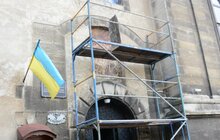 Фото 1: Подарунок Львову від Маркуса Шульца: німецький експерт передав кошти на реставрацію стінопису архіву