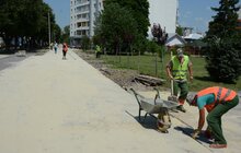 Фото 1: Велопростір Львова збільшується: на пр. Чорновола тривають роботи з будівництва велодоріжки